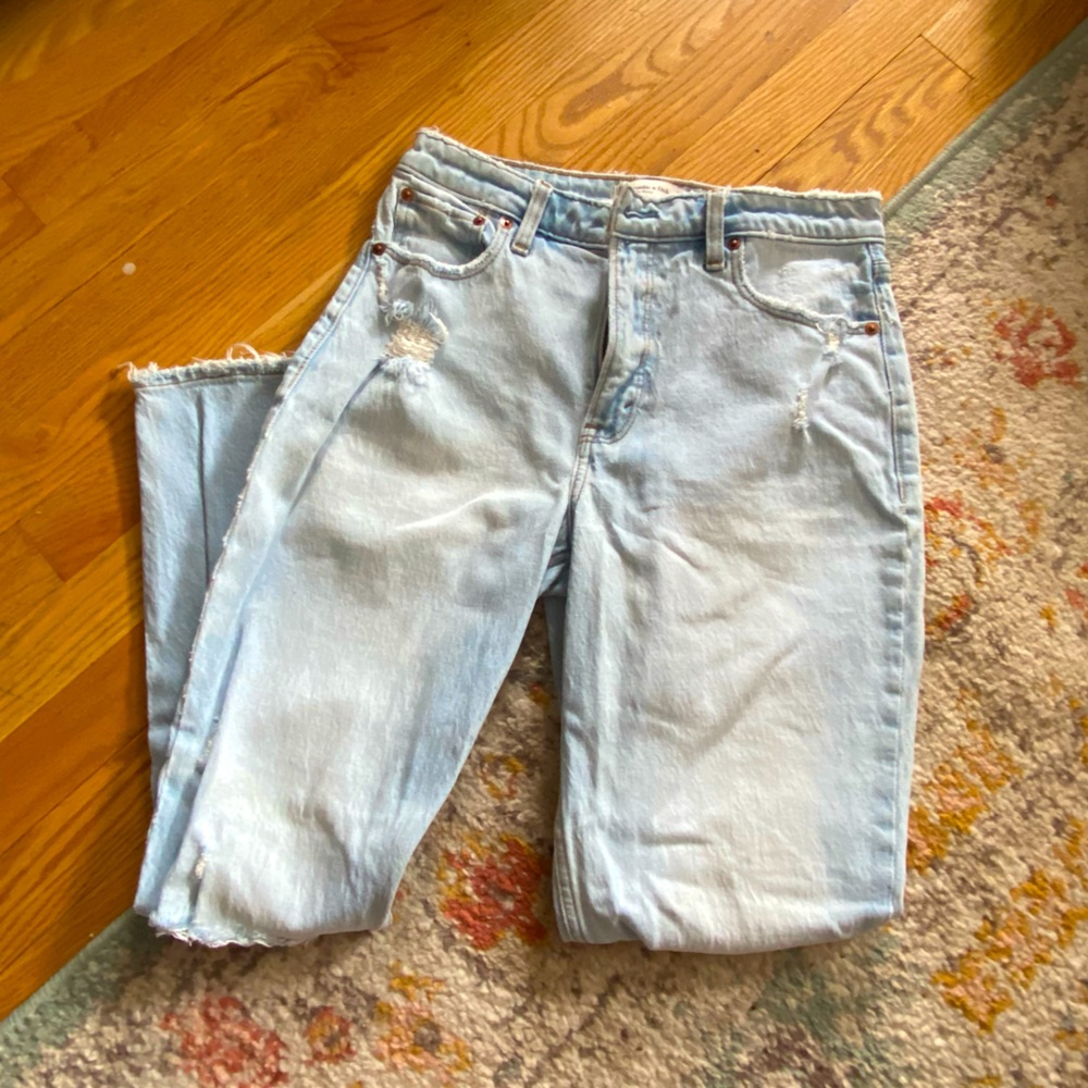 A&F Skinny High Rise - Picture 4 of 7